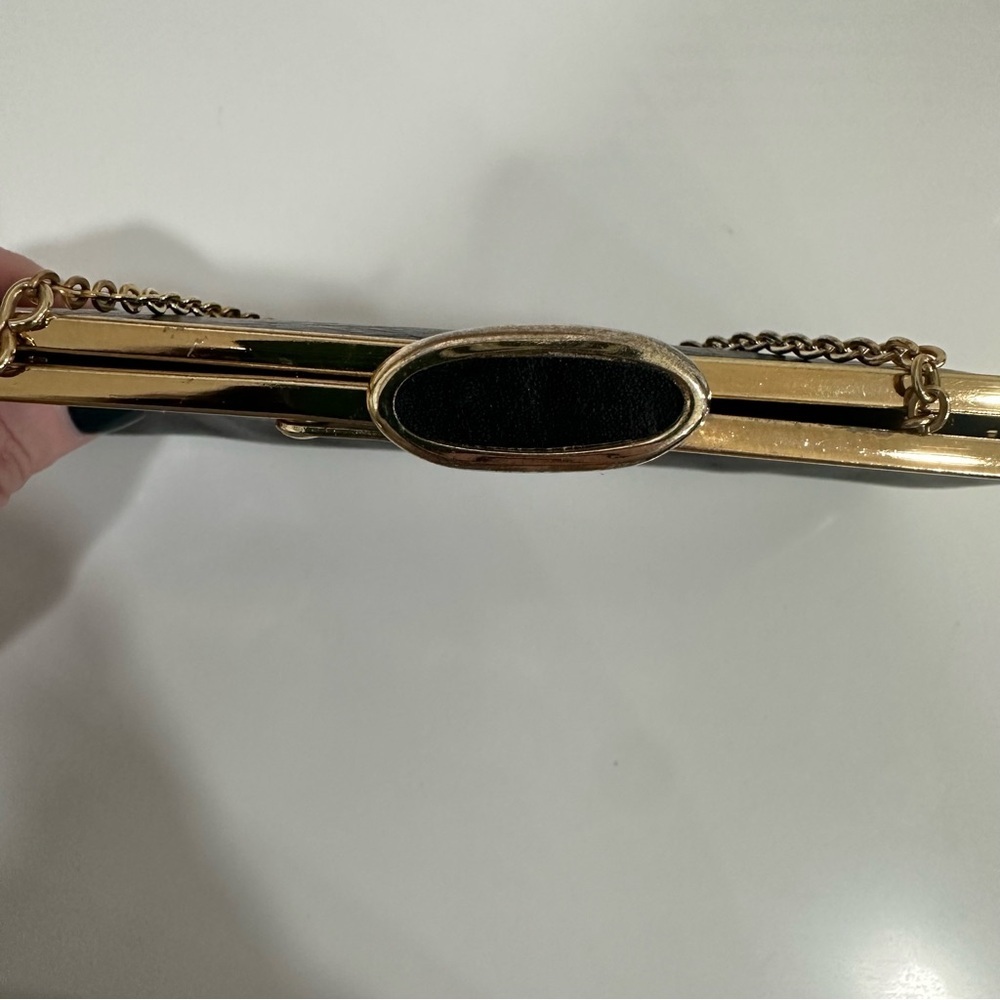 Vintage Etra Black Leather Clutch w/ Gold Chain Strap - Mid-Century Evening Bag - Picture 5 of 9